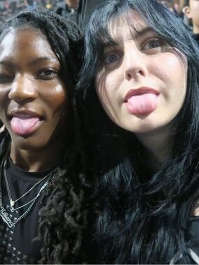 Meet your Posher, Amy